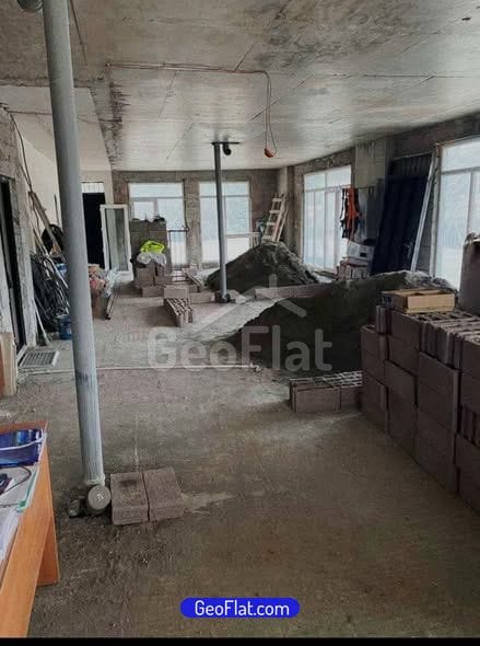 For sale: Commercial Property, 124 m² on Tamar Mepe Avenue in Batumi — shell finish, $175,000.