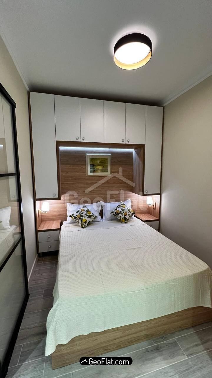 For sale: Apartment, new 2-room, 39.5 m² with sea view in Batumi on Niko Pirosmani Street — $85,000, furnished with appliances.